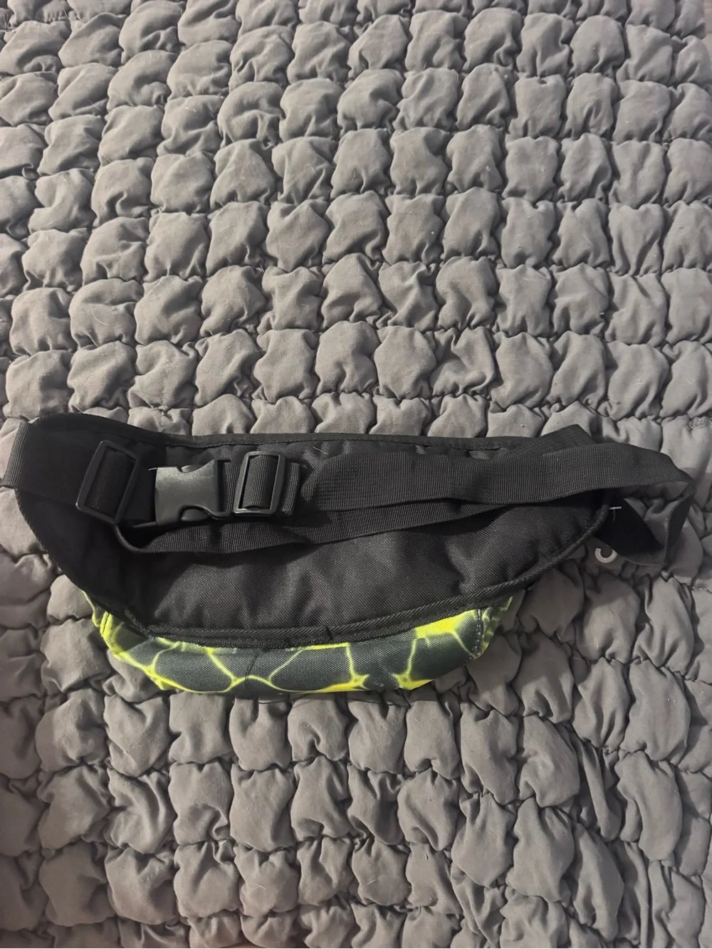 Supreme Neon Yellow & Black Logo Waist Pack - Picture 2 of 2